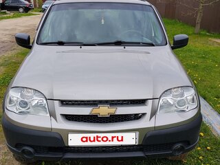 2018 Chevrolet Niva I Рестайлинг, серый, 755000 рублей, вид 1