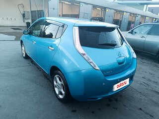 2011 Nissan Leaf I (ZE0/AZE0), синий, 745000 рублей, вид 3