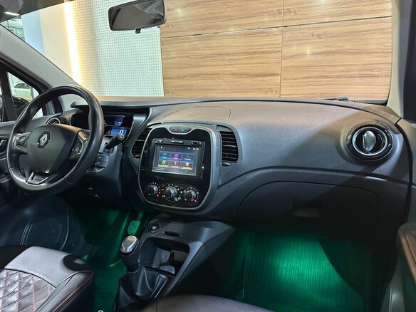 2018 Renault Kaptur I, серебристый, 1490000 рублей - вид 11
