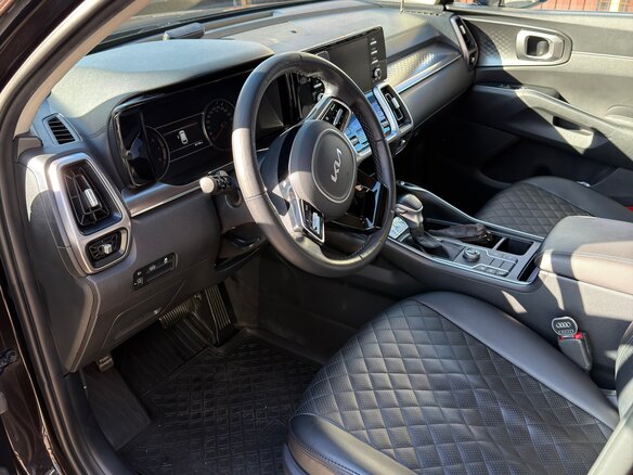 2022 Kia Sorento IV, коричневый - вид 5