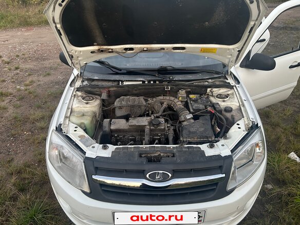 2013 Lada (ВАЗ) Granta I, белый, 270000 рублей - вид 12