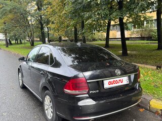 2017 Volkswagen Polo V Рестайлинг, чёрный, 660000 рублей, вид 5