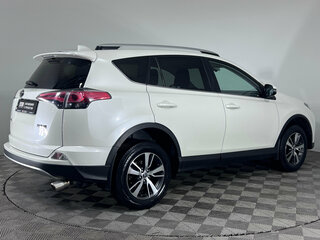 2017 Toyota RAV4 IV (XA40) Рестайлинг, белый, 2220000 рублей, вид 5