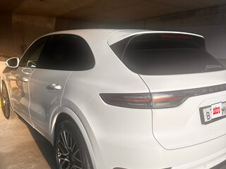 2020 Porsche Cayenne III, белый, 5900000 рублей, вид 5