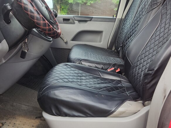 2008 Volkswagen Transporter, красный, 750000 рублей - вид 12