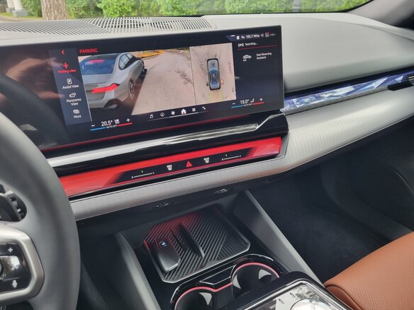2025 BMW 5 серии 530i xDrive VIII (G60/G61/G68), серый, 8850000 рублей - вид 35
