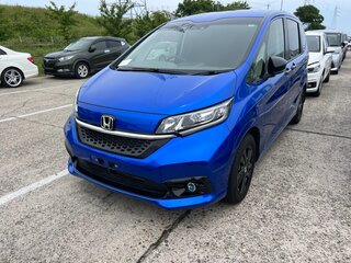 2022 Honda Freed+ II Рестайлинг, синий, 1990000 рублей, вид 1