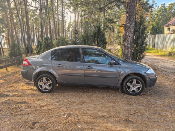 2007 Renault Megane II Рестайлинг, серый, 350000 рублей - вид 11