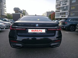 2019 BMW 7 серии Long 730Ld xDrive VI (G11/G12) Рестайлинг, чёрный, 6200000 рублей, вид 4