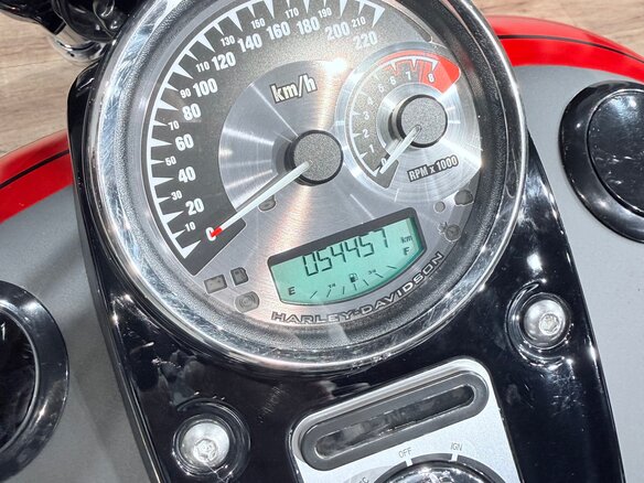 2015 Harley-Davidson Fat Bob, чёрный, 1099000 рублей - вид 33