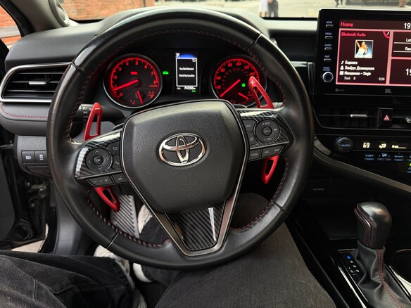 2022 Toyota Camry US Market VIII (XV70) Рестайлинг, чёрный, 3250000 рублей - вид 8