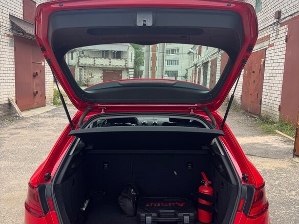 2013 Audi A3 III (8V), красный, 1320000 рублей - вид 12