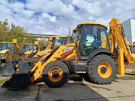 2024 JCB 3CX, жёлтый, 13000000 рублей, вид 3