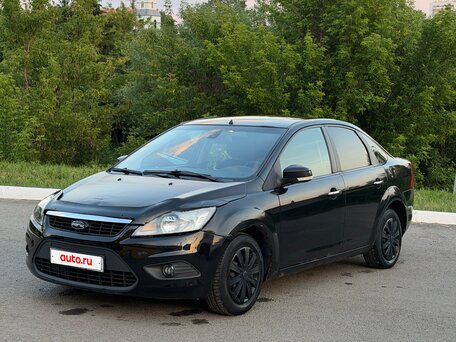 2009 Ford Focus II Рестайлинг, чёрный, 379990 рублей, вид 1