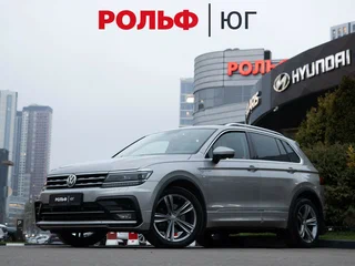2018 Volkswagen Tiguan II, серебристый, 2998000 рублей, вид 1