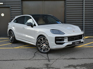 2026 Porsche Cayenne Coupé III Рестайлинг, серый, 19790000 рублей, вид 3