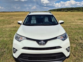 2017 Toyota RAV4 IV (XA40) Рестайлинг, белый, 2549000 рублей, вид 2