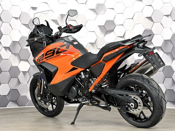 2024 KTM 1290 Super Adventure S, оранжевый, 1899000 рублей - вид 7