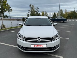2013 Volkswagen Passat B7, белый, 1550000 рублей, вид 3