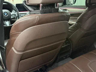 2019 BMW 5 серии 530d xDrive VII (G30/G31/G38), чёрный, 4699000 рублей, вид 5