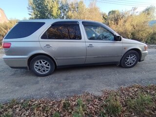 1990 Toyota Vista III (V30), серый, 410000 рублей, вид 3