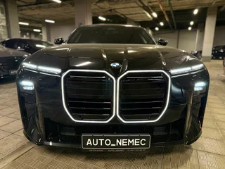 2026 BMW 7 серии 740 xDrive VII (G70) Рестайлинг, чёрный, 27000000 рублей, вид 2