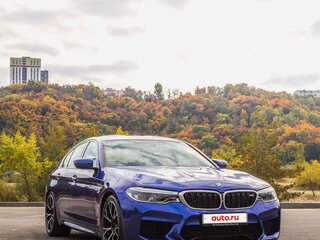 2018 BMW M5 VI (F90), чёрный, 7800000 рублей, вид 3