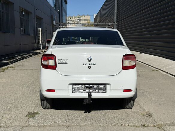 2018 Renault Logan II, белый, 350000 рублей - вид 2