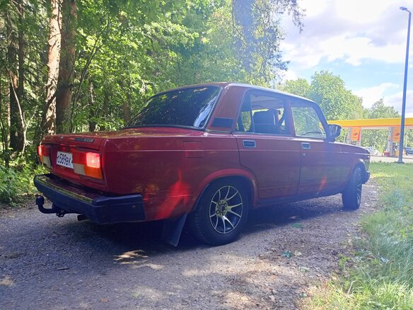 2007 Lada (ВАЗ) 2107, пурпурный - вид 2