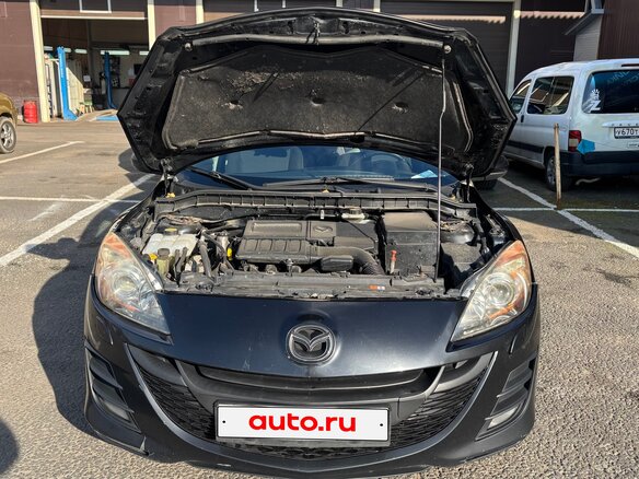2010 Mazda 3 II (BL), чёрный, 750000 рублей - вид 2