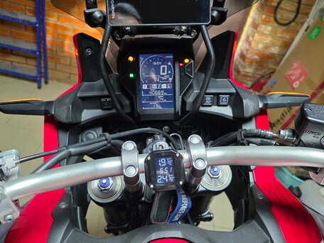 2018 Honda CRF 1000L Africa Twin, красный, 1430000 рублей, вид 1