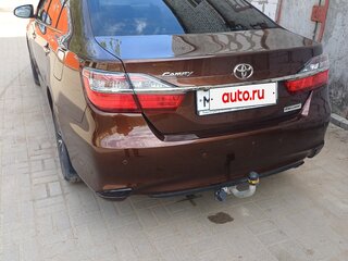 2017 Toyota Camry VII (XV50) Рестайлинг 2, коричневый, 2200000 рублей, вид 4