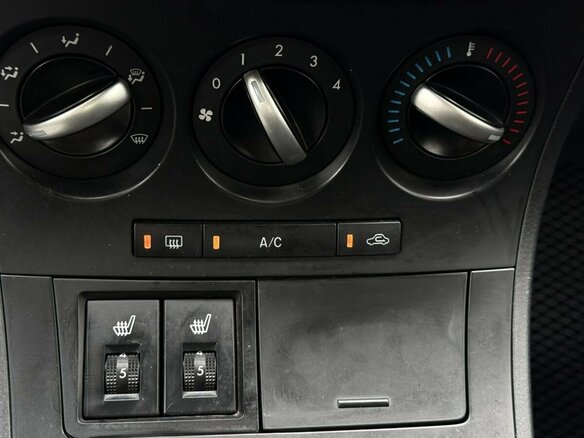 2013 Mazda 3 II (BL) Рестайлинг, белый - вид 21