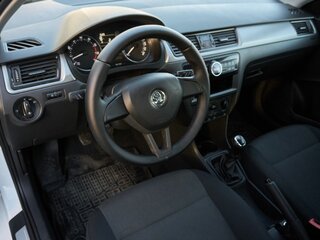 2016 Skoda Rapid I, белый, 825000 рублей, вид 4