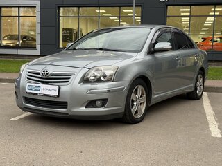 2008 Toyota Avensis II Рестайлинг, серебристый, 680000 рублей, вид 1