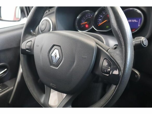 2015 Renault Sandero Stepway II, красный - вид 7
