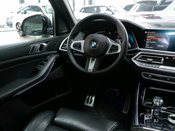 2019 BMW X5 40i IV (G05/G18), чёрный, 7090000 рублей - вид 16