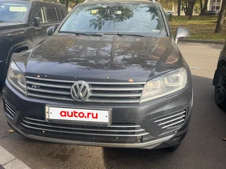 2017 Volkswagen Touareg II Рестайлинг, чёрный, 3500000 рублей, вид 1