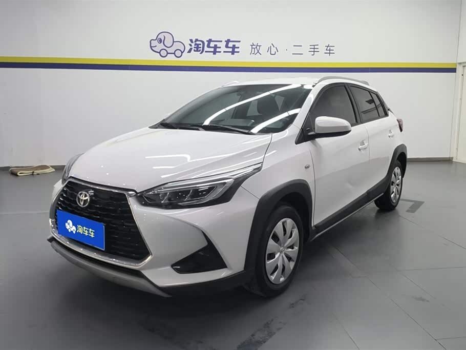 Открыть фотографии: Toyota Yaris Cross I