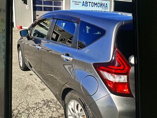 2018 Nissan Note e-Power II Рестайлинг, серый, 1420000 рублей, вид 3