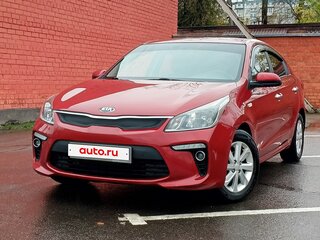 2017 Kia Rio IV, красный, 700000 рублей, вид 1