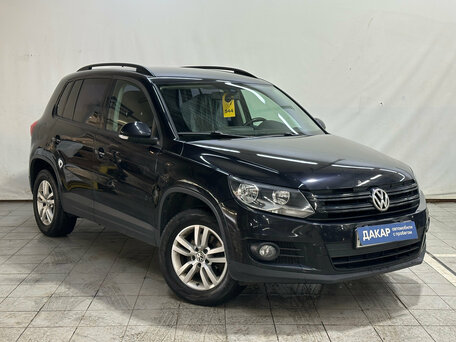 2015 Volkswagen Tiguan I Рестайлинг, чёрный, 1390000 рублей, вид 2
