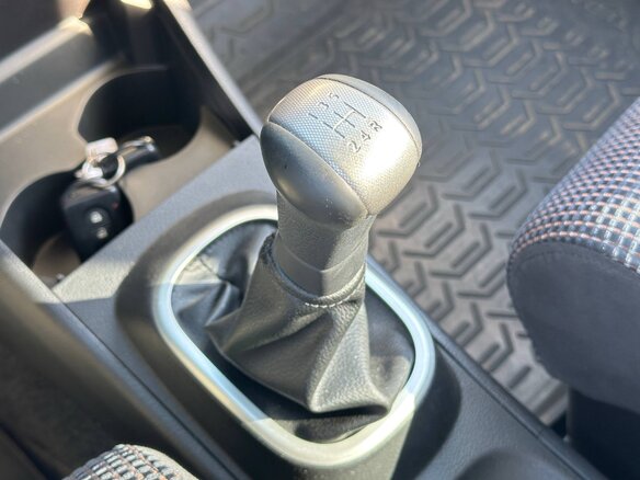 2011 Nissan Tiida I Рестайлинг, чёрный, 890000 рублей - вид 17