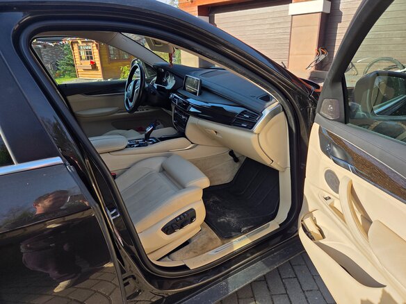2016 BMW X6 35i II (F16), коричневый, 3400000 рублей - вид 15