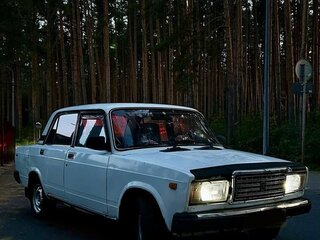 2004 Lada (ВАЗ) 2107, белый, 68500 рублей, вид 2