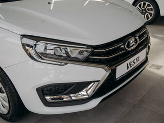 2026 Lada (ВАЗ) Vesta I Рестайлинг (NG), белый, 1685000 рублей, вид 4