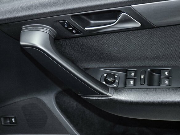 2013 Volkswagen Passat B7, чёрный, 1299000 рублей - вид 25