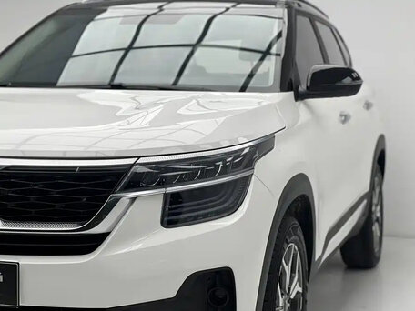 2022 Kia KX3, белый, 1696000 рублей, вид 4
