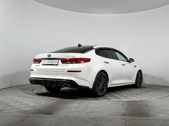 2018 Kia Optima IV Рестайлинг, белый, 1497800 рублей - вид 4
