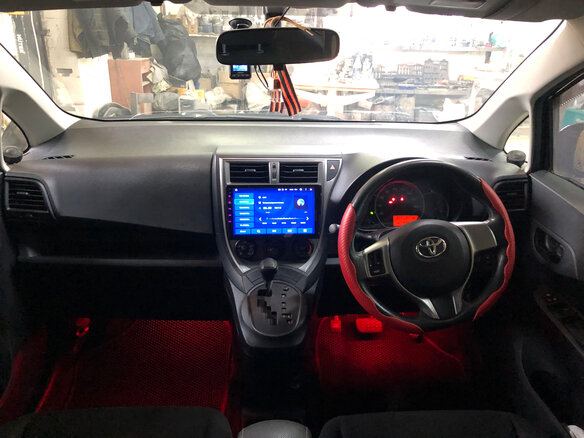 2011 Toyota Ractis II, фиолетовый - вид 10